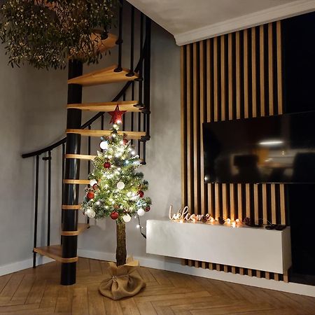Apartament Willa Pod Sosnami Zator Przeciszow Buitenkant foto