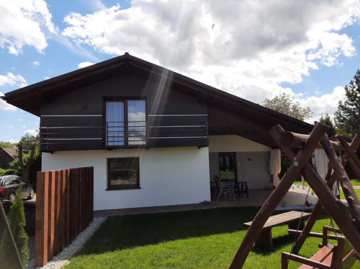 Apartament Willa Pod Sosnami Zator Przeciszow Buitenkant foto