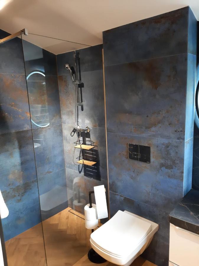 Apartament Willa Pod Sosnami Zator Przeciszow Buitenkant foto
