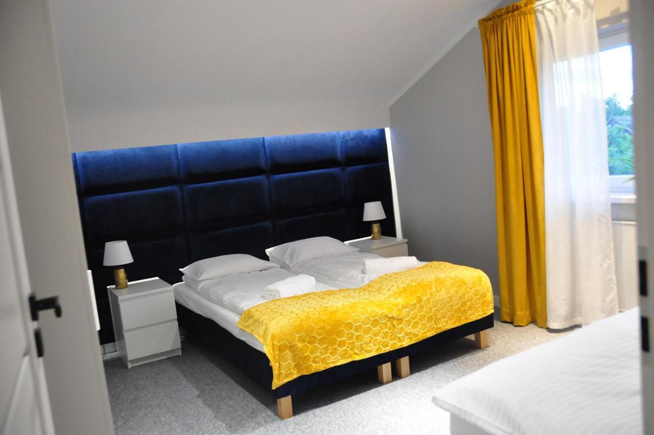 Apartament Willa Pod Sosnami Zator Przeciszow Buitenkant foto