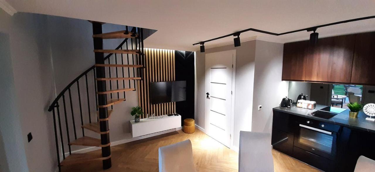 Apartament Willa Pod Sosnami Zator Przeciszow Buitenkant foto